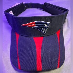 Vintage Stitched on Logo NFL New England Patriots Navy Visor with Red Detail